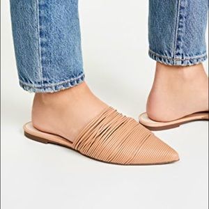 SCHUTZ Safeya Flats in Honey Beige
